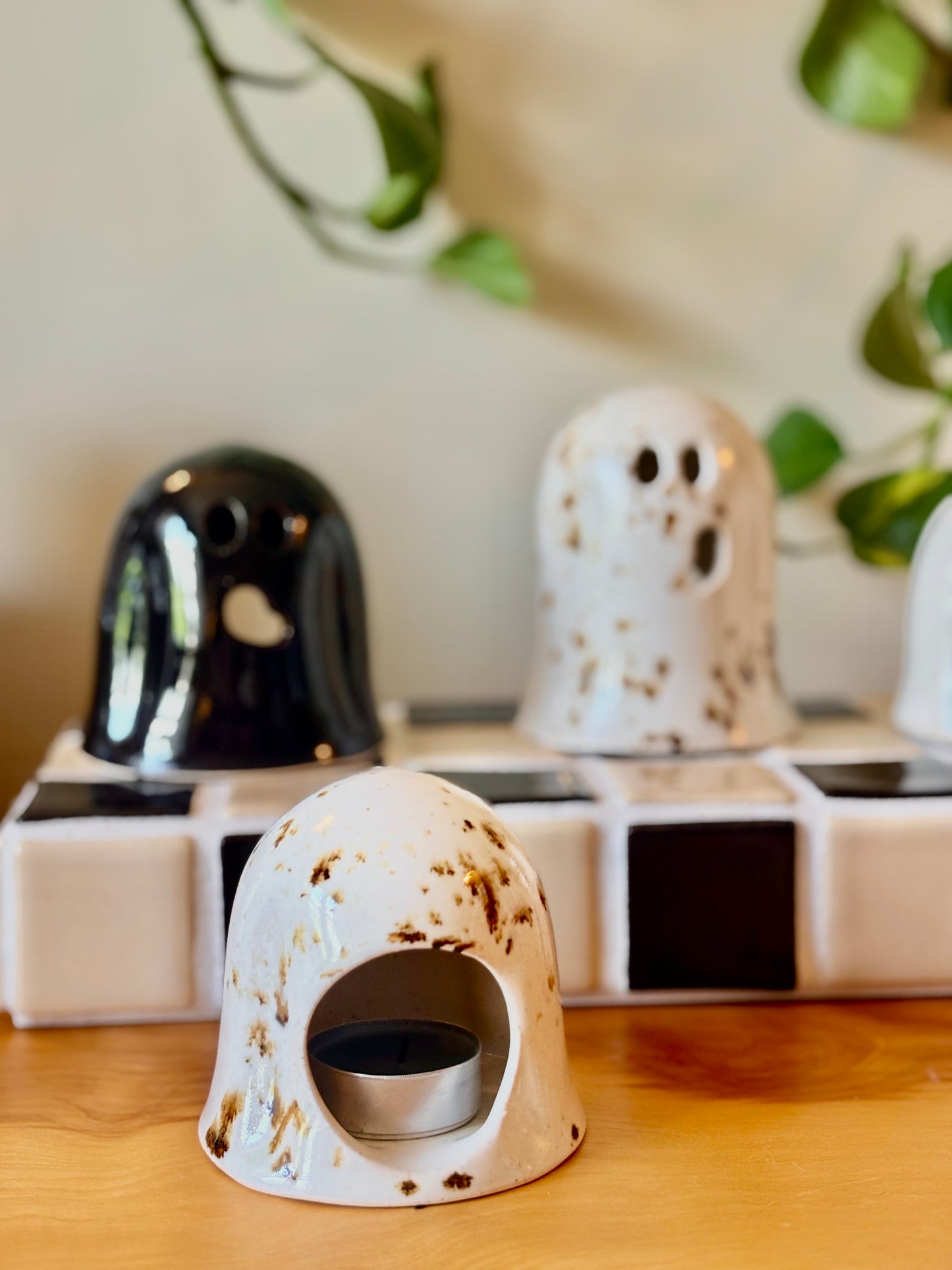 Ceramic Halloween Decoration: Ghost Lantern for Tea Light or Cone Incense