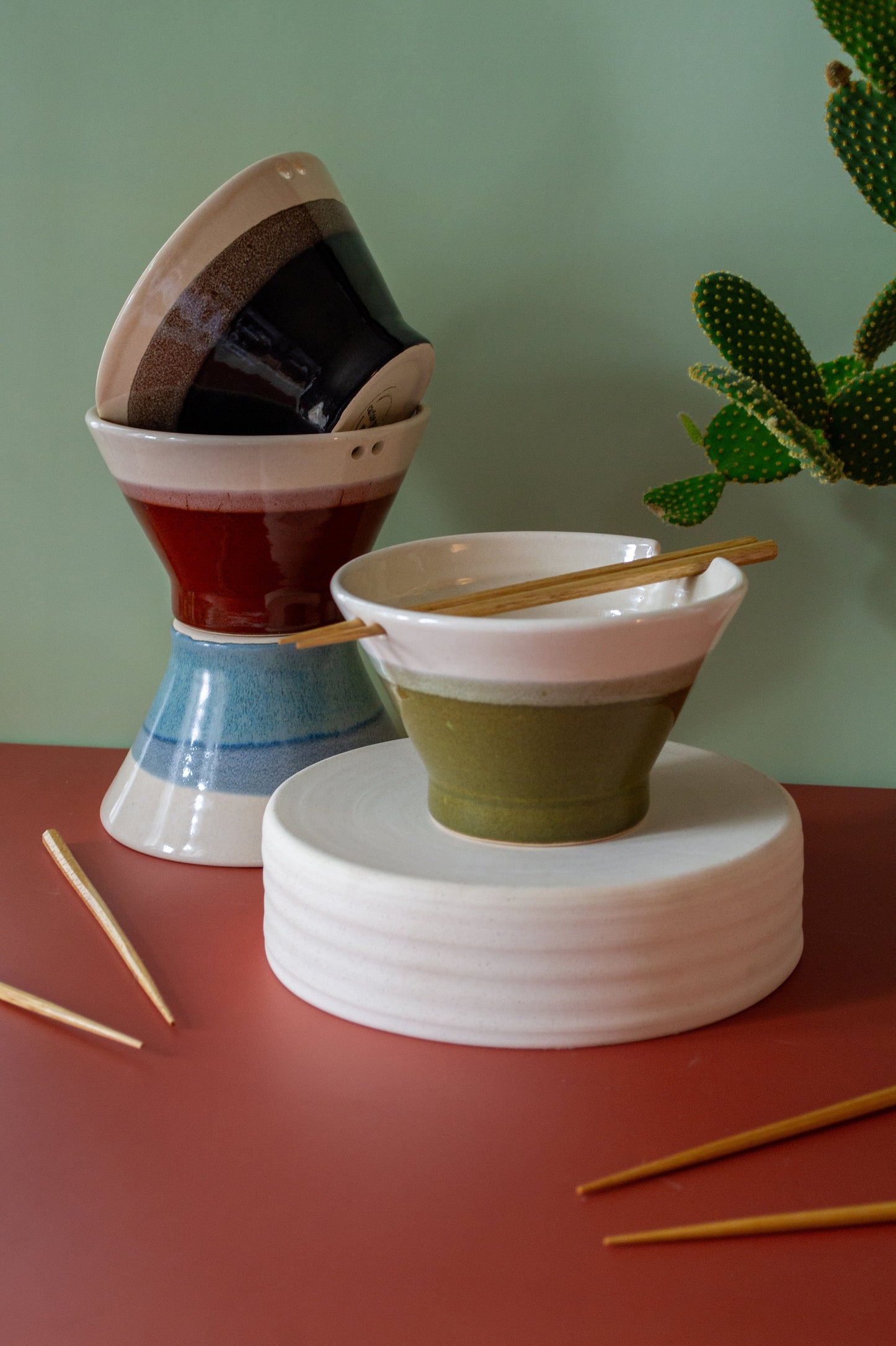Ceramic Ramen Bowl with Holes for Chopsticks