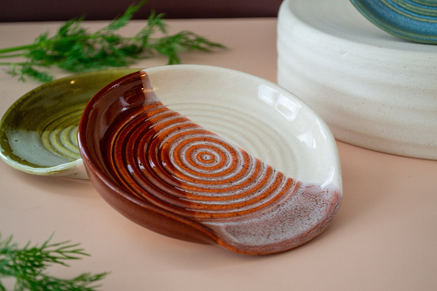 Ceramic Two-Toned Spoon Rest