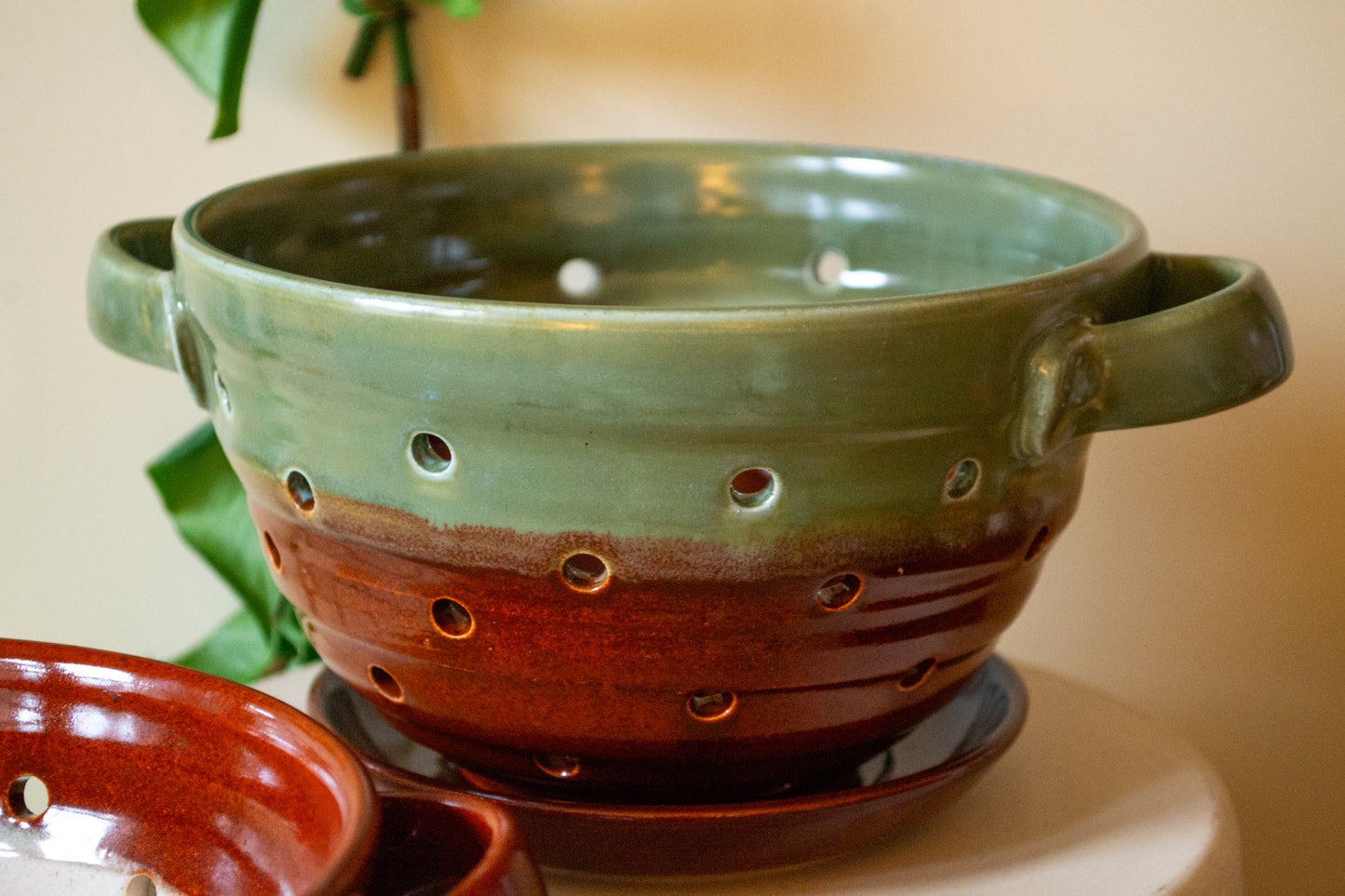 Berry Bowl with Saucer